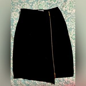 Zipper detail pencil skirt